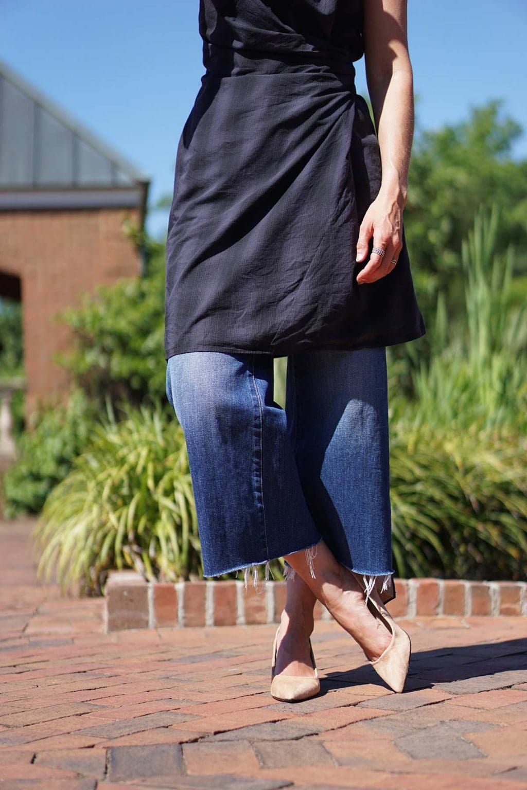 THREE WAYS TO WEAR A DRESS OVER TROUSERS/PANTS Niki Whittle