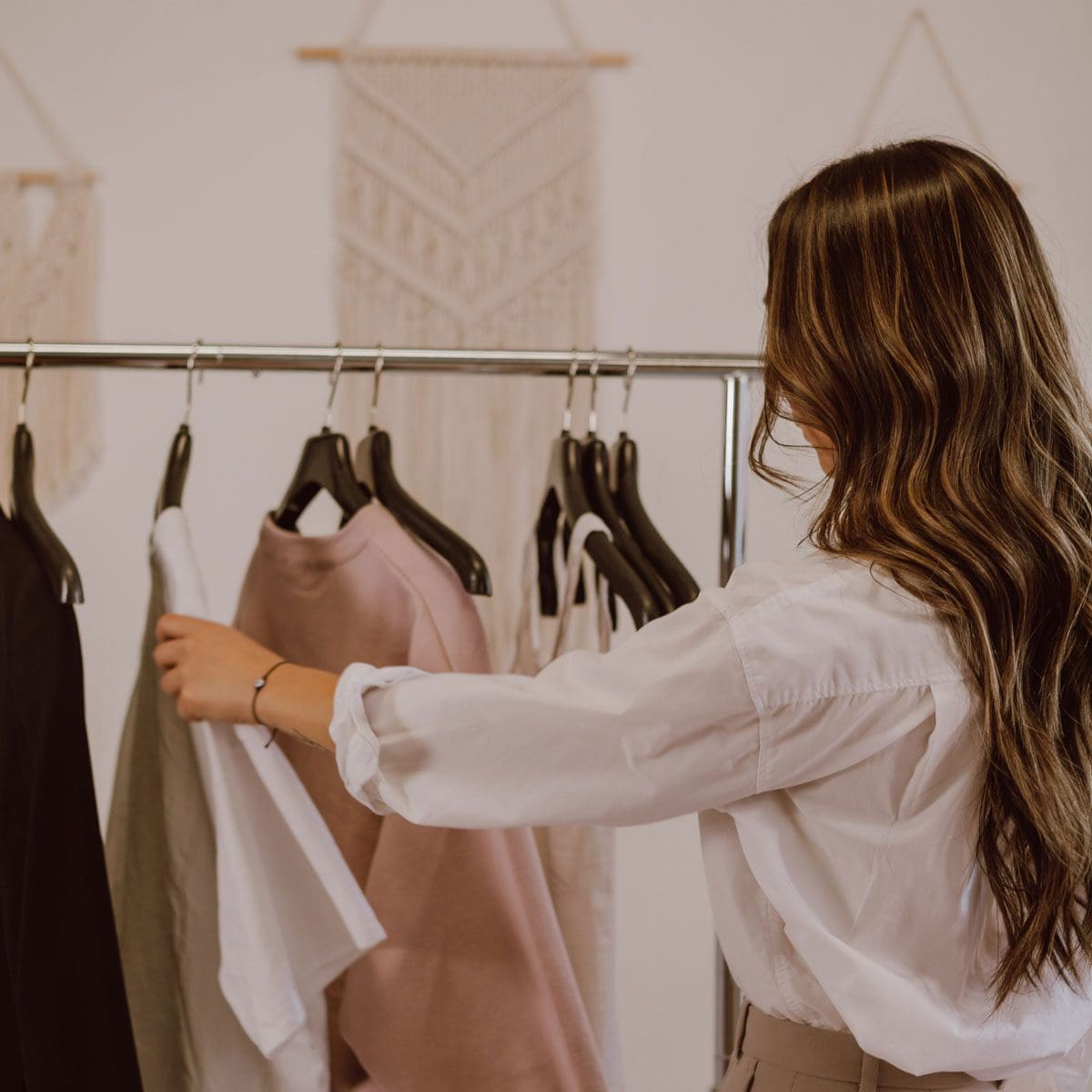 shopping for a capsule wardrobe