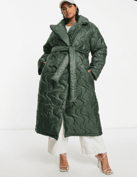 The Best Coats For An Hourglass Body Shape - 2024 Coat Guide